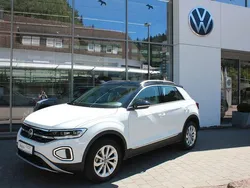 Weiß Gebraucht 2024 VW T-Roc Style SUV | 27.990 € (Guter Preis)