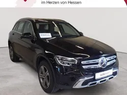 Schwarz Gebraucht 2022 Mercedes GLC300e SUV | 30.990 € (Superpreis)