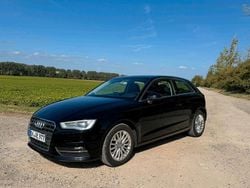 Schwarz Gebraucht 2014 Audi A3 Kleinwagen | 10.900 € (Fairer Preis)