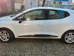 Weiß Gebraucht 2018 Renault Clio IV Kleinwagen | 8.999 € (Fairer Preis)