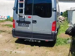 Grau Gebraucht 2003 Opel Movano Van | 5.500 €