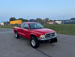 Rot Gebraucht 2002 Dodge Dakota SUV | 5.999 €