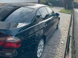 Schwarz Gebraucht 2005 BMW 320 Limousine | 2.699 € (Fairer Preis)