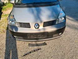 Gebraucht 2005 Renault Espace Van / Kleinbus | 2.099 € (Etwas zu teuer)