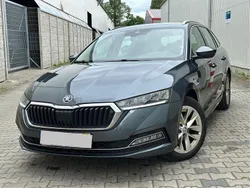 Grau Gebraucht 2021 Skoda Octavia Style Kombi | 15.499 € (Guter Preis)