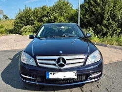 Blau Gebraucht 2010 Mercedes C180 Limousine | 11.000 € (Teuer)