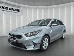 (css) lunar silver m Gebraucht 2023 Kia Ceed Vision Kombi | 20.995 € (Fairer Preis)