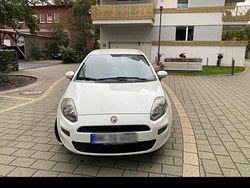 Weiß Gebraucht 2012 Fiat Punto Kleinwagen | 3.999 € (Fairer Preis)