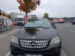 Schwarz Gebraucht 2007 Mercedes ML420 SUV | 8.990 € (Fairer Preis)