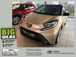 Ginger beige/ black mica (209) Gebraucht 2023 Toyota Aygo X Pulse SUV | 13.989 € (Guter Preis)