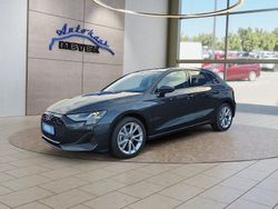 Manhattangrau Neu 2025 Audi A3 Sport Limousine | 33.410 € (Superpreis)