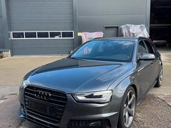 Grau Gebraucht 2015 Audi A4 Competition Kombi | 13.900 € (Etwas zu teuer)