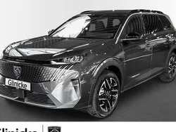 Grau Neu 2025 Peugeot 5008 Allure Van / Kleinbus | 49.780 €