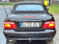 Schwarz Gebraucht 2000 Mercedes CLK230 Avantgarde Coupé | 2.900 € (Teuer)