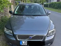 Grau Gebraucht 2006 Volvo V50 Kombi | 2.100 € (Fairer Preis)
