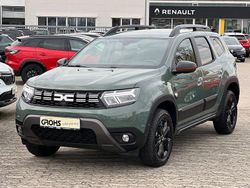 Grün Gebraucht 2023 Dacia Duster Extreme SUV | 23.490 € (Fairer Preis)