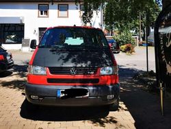 Rot Gebraucht 2002 VW Multivan Van | 5.000 €