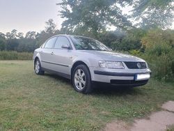 Silber Gebraucht 1997 VW Passat Comfortline Limousine | 3.690 € (Teuer)