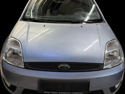 Blau Gebraucht 2004 Ford Fiesta Kleinwagen | 3.500 € (Teuer)