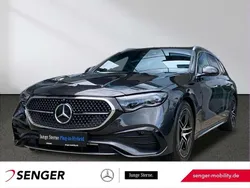 Grau Gebraucht 2024 Mercedes E300 AMG Limousine | 58.560 € (Teuer)