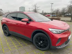 Rot Gebraucht 2024 VW ID.4 Pro SUV | 36.499 € (Superpreis)