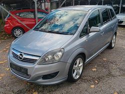 Silber Gebraucht 2008 Opel Zafira Sport Van / Kleinbus | 3.950 € (Etwas zu teuer)