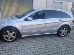 Silber Gebraucht 2008 Mercedes R320 Van / Kleinbus | 8.000 € (Fairer Preis)