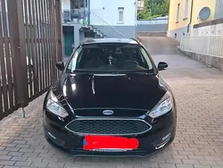 Schwarz Gebraucht 2016 Ford Focus Kombi | 9.000 € (Fairer Preis)