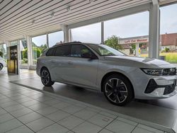 Kristall silber Gebraucht 2024 Opel Astra Kombi | 35.900 € (Teuer)