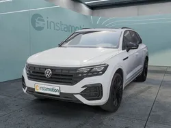 Weiß Gebraucht 2023 VW Touareg R-line SUV | 63.180 € (Fairer Preis)