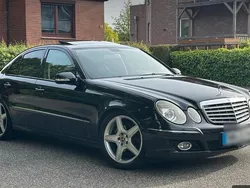 Schwarz Gebraucht 2007 Mercedes E320 Limousine | 7.500 € (Teuer)