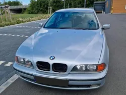 BMW 523