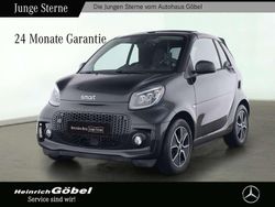 Bodypanels in black Gebraucht 2023 Smart ForTwo Electric Drive Passion Cabrio | 18.990 € (Teuer)