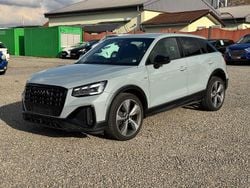 Grau Gebraucht 2023 Audi Q2 S-Line SUV | 22.500 € (Fairer Preis)