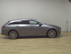 Grau Gebraucht 2021 Mercedes CLA180 Shooting Brake Progressive Kombi | 17.980 € (Superpreis)