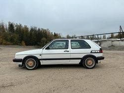 Weiß Gebraucht 1989 VW Golf II GTI Kleinwagen | 15.900 €