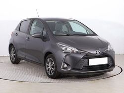 Grey metallic Gebraucht 2020 Toyota Yaris Club Limousine | 14.290 € (Fairer Preis)
