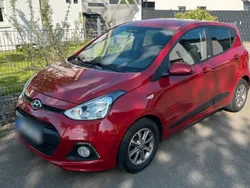 Rot Gebraucht 2015 Hyundai i10 Kleinwagen | 5.800 € (Fairer Preis)