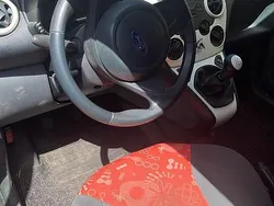 Rot Gebraucht 2009 Ford Ka Kleinwagen | 1.900 €