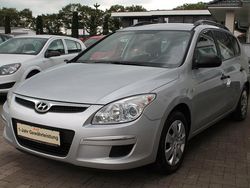 Silber Gebraucht 2008 Hyundai i30 Classic Kombi | 4.000 € (Etwas zu teuer)