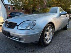 Silber Gebraucht 1997 Mercedes SLK230 Cabrio | 3.666 € (Fairer Preis)