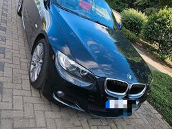 Schwarz Gebraucht 2007 BMW 320 Cabriolet M Sport Cabrio | 9.000 € (Fairer Preis)