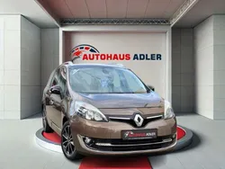 Braun Gebraucht 2013 Renault Grand Scénic III Bose Edition Van / Kleinbus | 5.990 € (Fairer Preis)