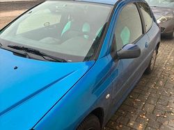 Blau Gebraucht 2008 Peugeot 206 Coupé | 1.000 €