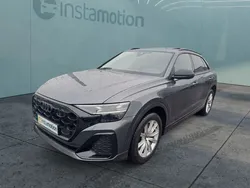Grau Gebraucht 2024 Audi Q8 SUV | 110.080 €