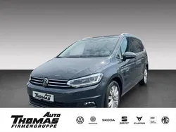 Delfingrau metallic Gebraucht 2024 VW Touran Highline Van / Kleinbus | 35.860 € (Fairer Preis)
