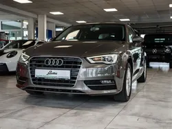 Grau Gebraucht 2013 Audi A3 Attraction Limousine | 10.900 € (Etwas zu teuer)