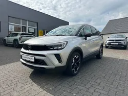 Grau Gebraucht 2024 Opel Crossland Ultimate SUV | 23.490 € (Etwas zu teuer)