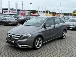 Grau Gebraucht 2013 Mercedes B200 Sport Van / Kleinbus | 5.490 € (Fairer Preis)