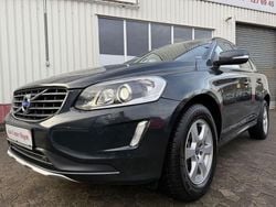 Grau Gebraucht 2015 Volvo XC60 Momentum SUV | 14.980 € (Guter Preis)
